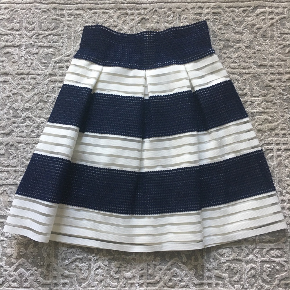 Miami skirt, Small, navy blue and white with metallic threading